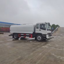 8吨东风华神四驱洒水车_15吨应急六驱沙漠运水车_矿用四驱水罐车